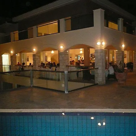 Hotel de apartamente Club St. George (adults Only) Trimitusa