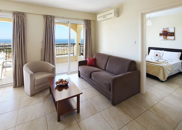 アパートホテル Club St. George (adults Only) 3*