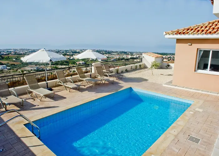 Club St. George (adults Only) Lägenhetshotell Trimitusa