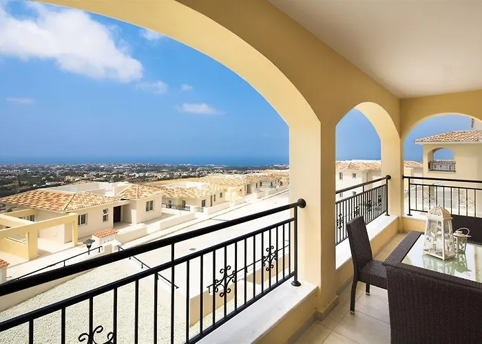 Lägenhetshotell Club St. George (adults Only) 3*