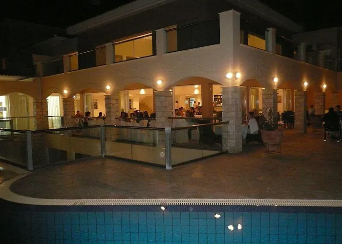 アパートホテル Club St. George (adults Only) Trimitusa