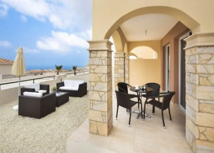 Lägenhetshotell Club St. George (adults Only)